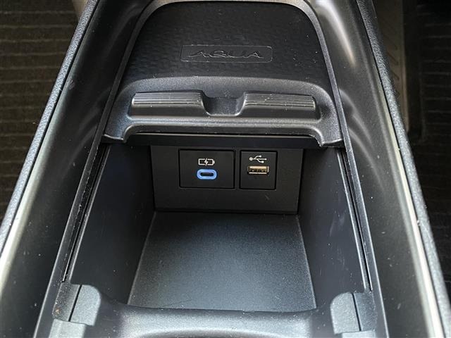 Toyota AQUA 2021 7425369-10