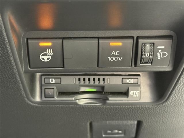 Toyota AQUA 2023 7425373-10