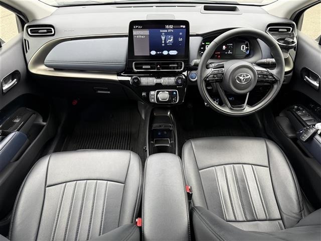 Toyota AQUA 2023 7425373-15