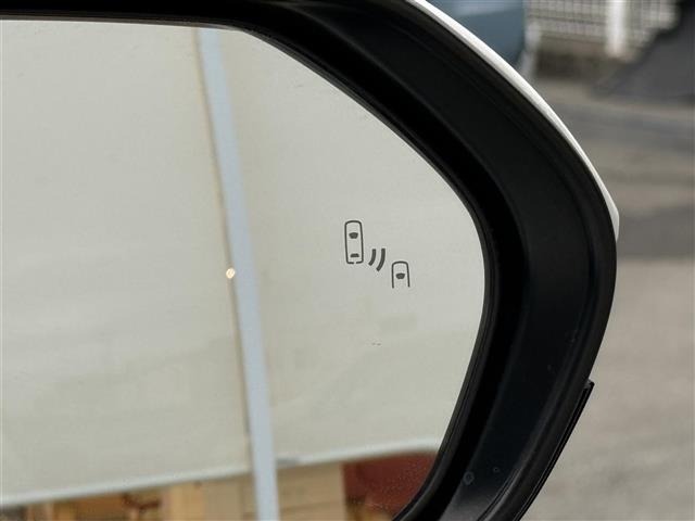 Toyota AQUA 2023 7425373-19