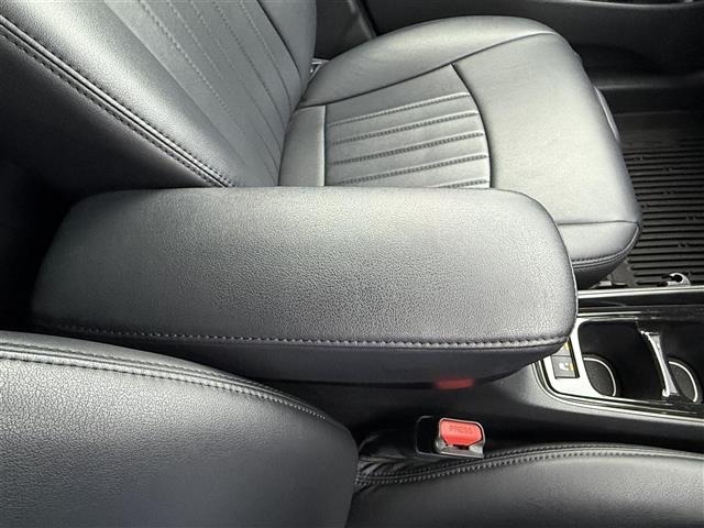 Toyota AQUA 2023 7425373-22