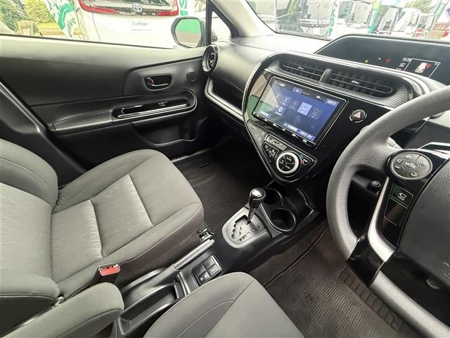 Toyota AQUA 2021 7425378-19