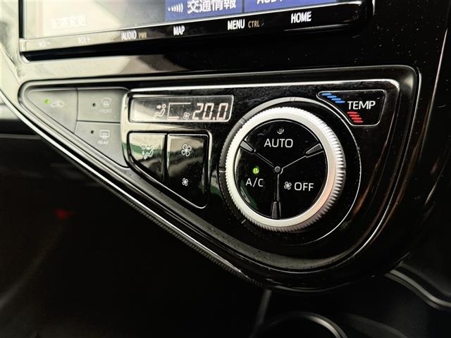 Toyota AQUA 2021 7425378-4