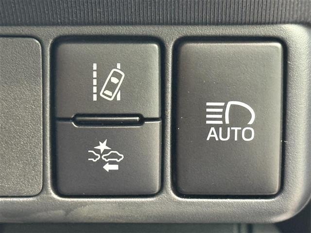 Toyota AQUA 2021 7425378-5