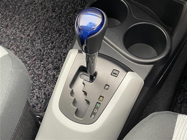 Toyota AQUA 2013 7425387-11