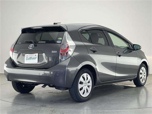 Toyota AQUA 2013 7425387-13