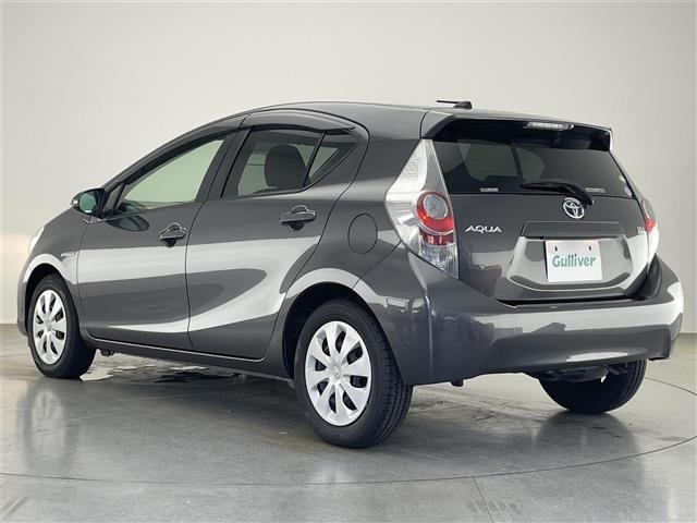 Toyota AQUA 2013 7425387-14