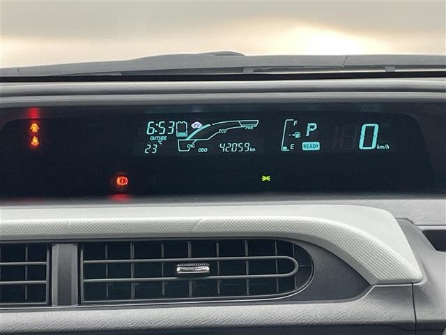 Toyota AQUA 2013 7425387-7