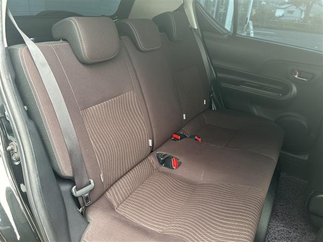 Toyota AQUA 2017 7425392-6