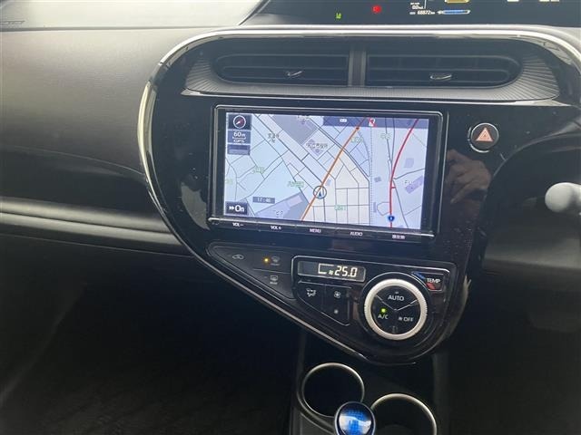 Toyota AQUA 2018 7425401-16