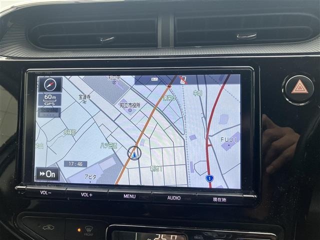 Toyota AQUA 2018 7425401-17