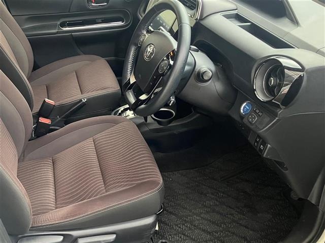 Toyota AQUA 2018 7425401-19
