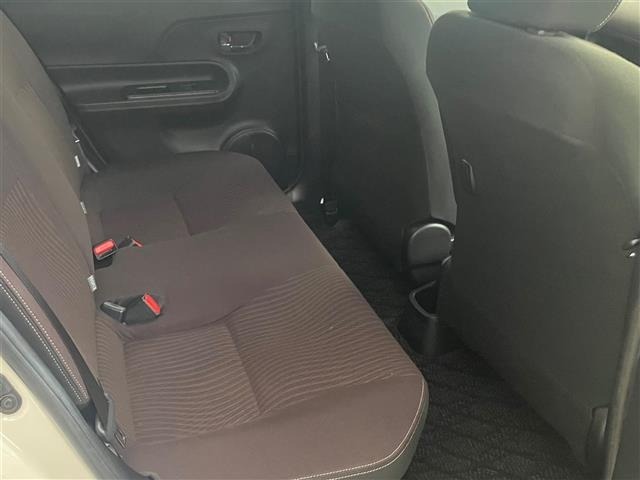 Toyota AQUA 2018 7425401-22