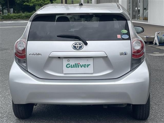 Toyota AQUA 2012 7425405-1
