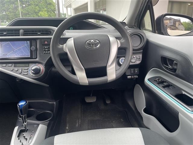 Toyota AQUA 2012 7425405-13