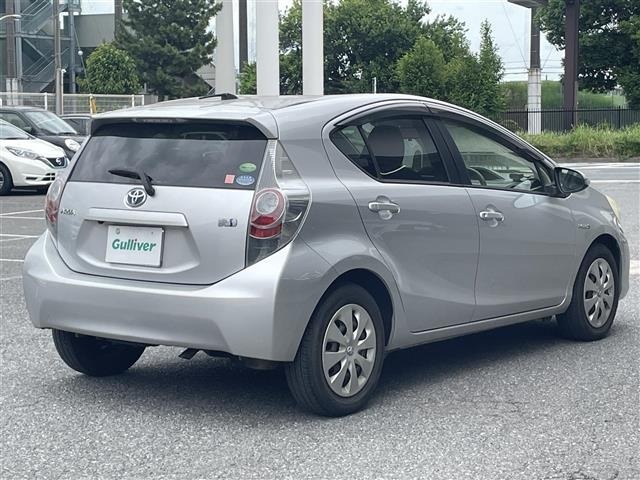 Toyota AQUA 2012 7425405-20