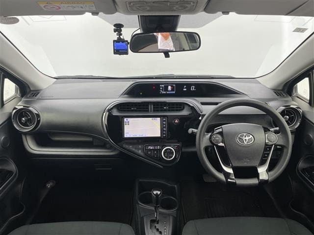 Toyota AQUA 2018 7425409-14