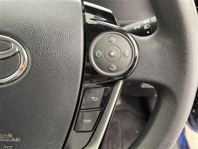 Toyota AQUA 2018 7425409-3