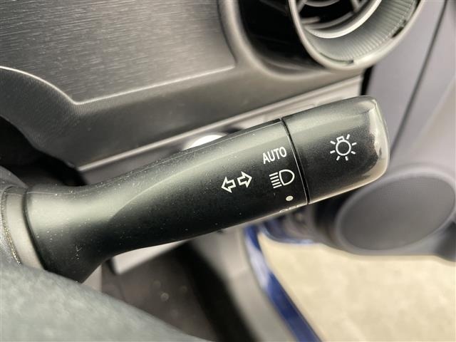 Toyota AQUA 2018 7425409-7