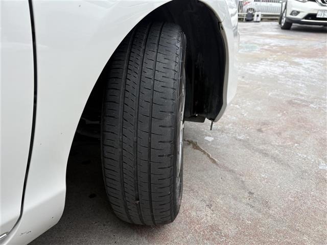 Toyota AQUA 2015 7425421-1