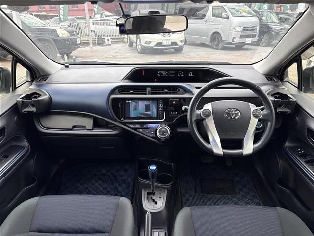 Toyota AQUA 2015 7425421-14