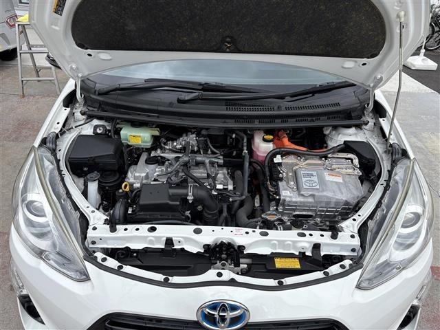 Toyota AQUA 2015 7425421-19