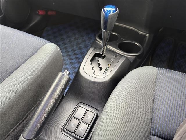 Toyota AQUA 2015 7425421-4