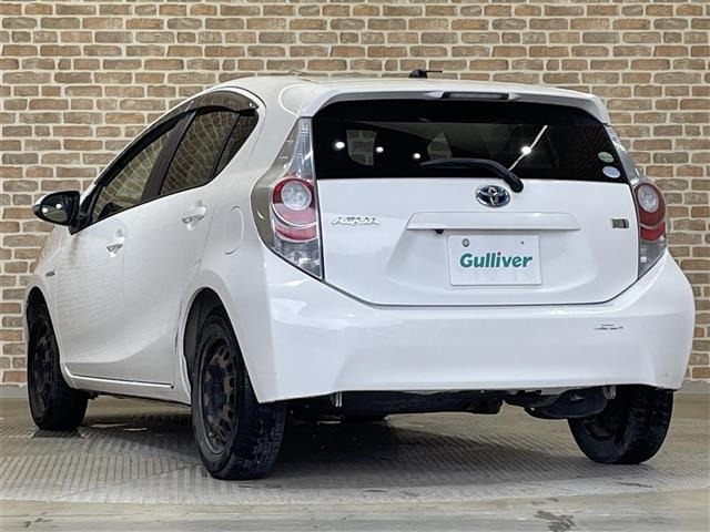 Toyota AQUA 2013 7425422-13