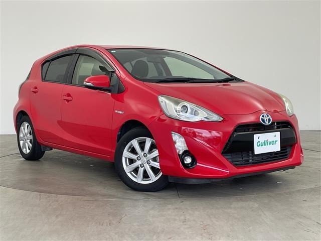 Toyota AQUA 2015 7425431-0