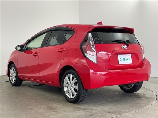 Toyota AQUA 2015 7425431-13