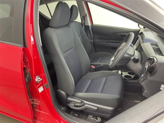Toyota AQUA 2015 7425431-3