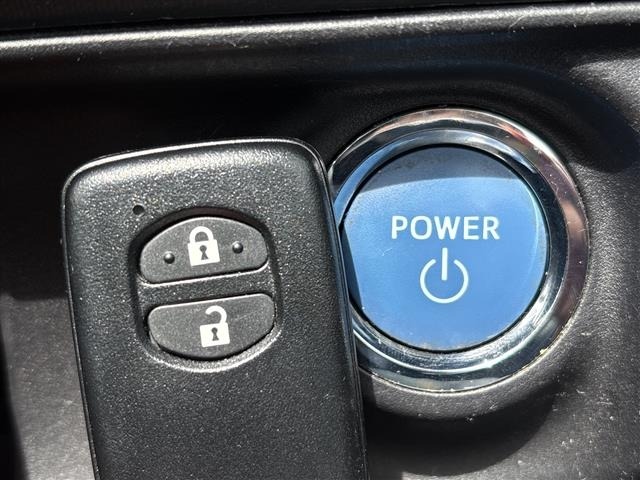 Toyota AQUA 2012 7425439-3