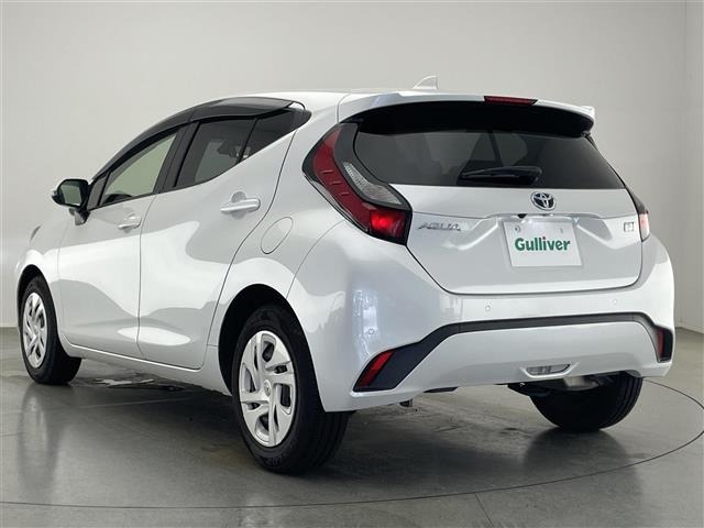 Toyota AQUA 2023 7425440-14