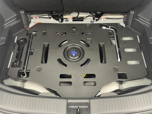 Toyota AQUA 2023 7425440-3