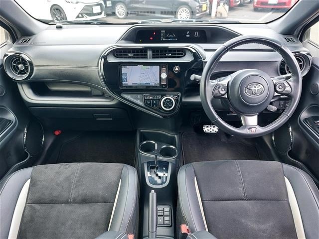 Toyota AQUA 2018 7425442-23