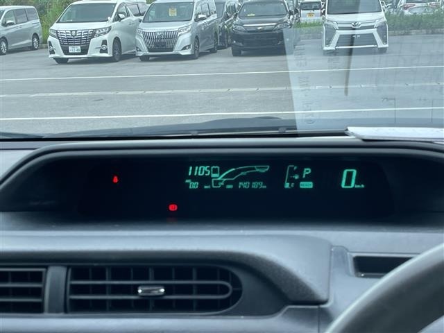 Toyota AQUA 2012 7425458-11