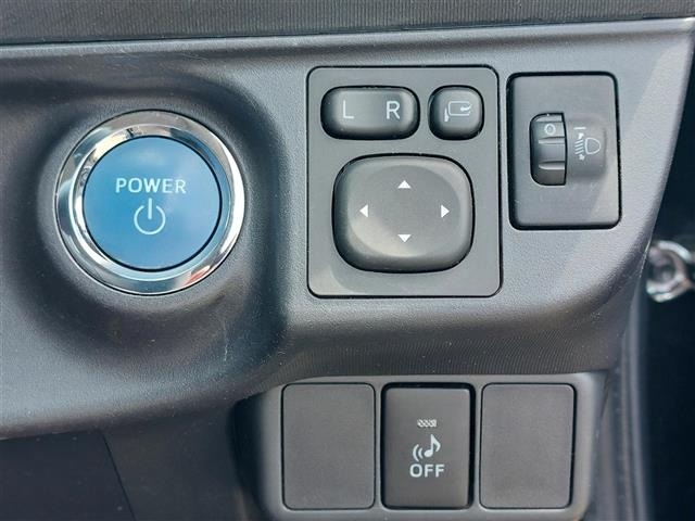 Toyota AQUA 2014 7425465-19