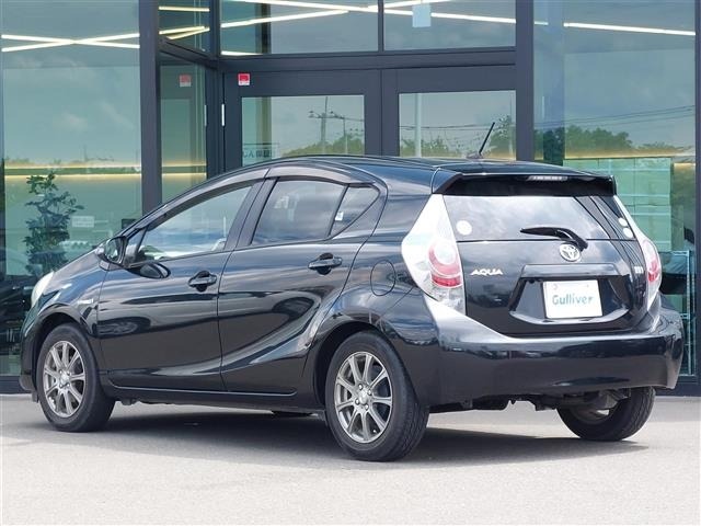 Toyota AQUA 2014 7425465-22