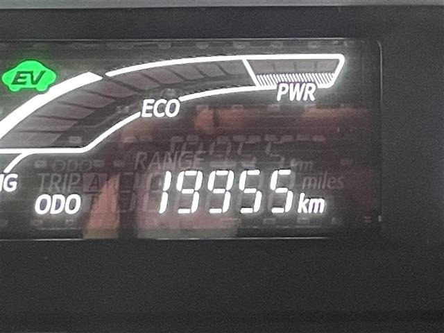 Toyota AQUA 2015 7425466-7