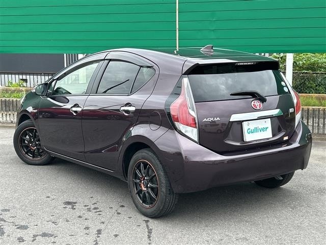 Toyota AQUA 2016 7425471-13