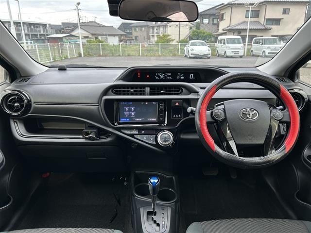 Toyota AQUA 2016 7425471-14