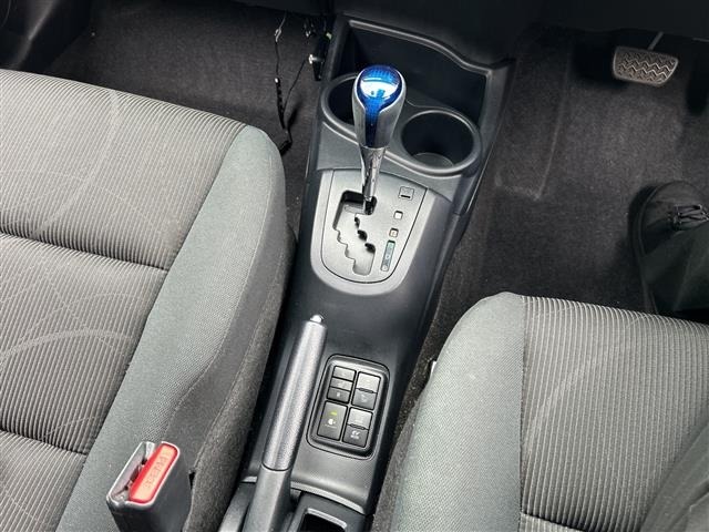 Toyota AQUA 2016 7425471-19