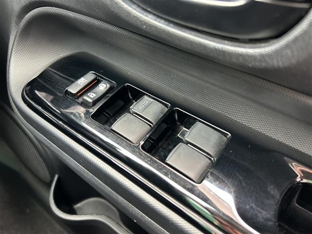 Toyota AQUA 2016 7425471-2