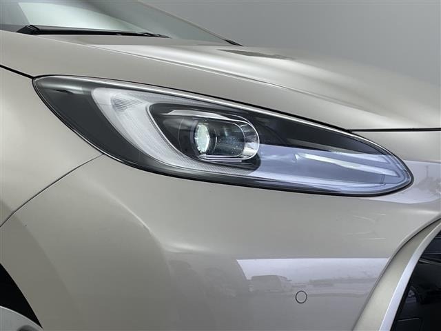 Toyota AQUA 2021 7425472-12