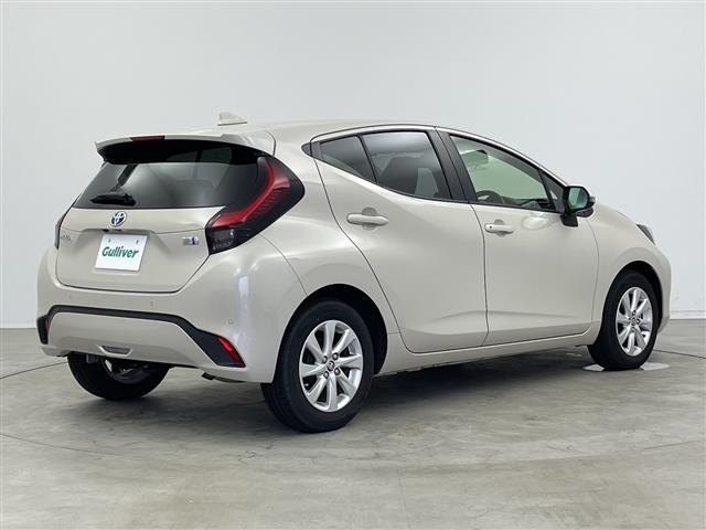 Toyota AQUA 2021 7425472-2