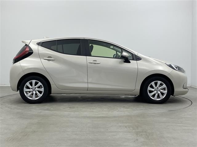 Toyota AQUA 2021 7425472-6