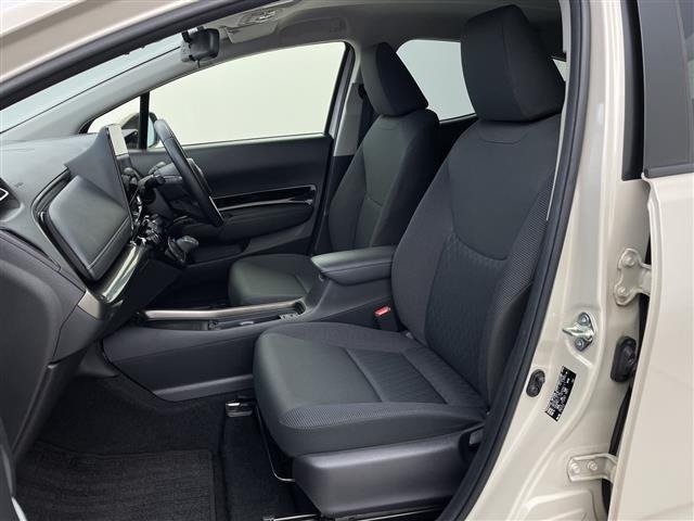 Toyota AQUA 2021 7425472-8