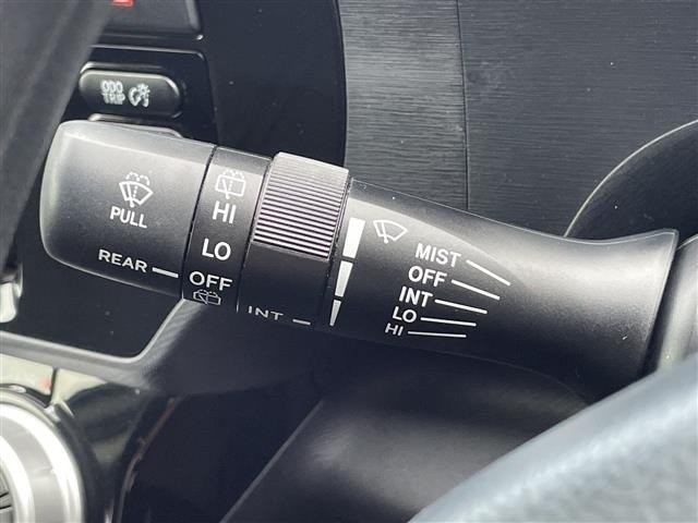 Toyota AQUA 2016 7425473-1