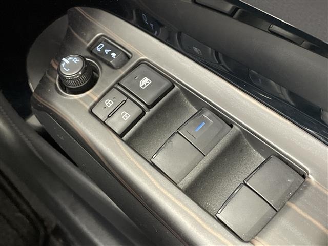 Toyota AQUA 2023 7425474-22