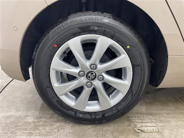 Toyota AQUA 2026 7425476-11